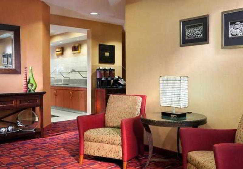 Sonesta Es Suites Dallas Central Expressway מראה חיצוני תמונה
